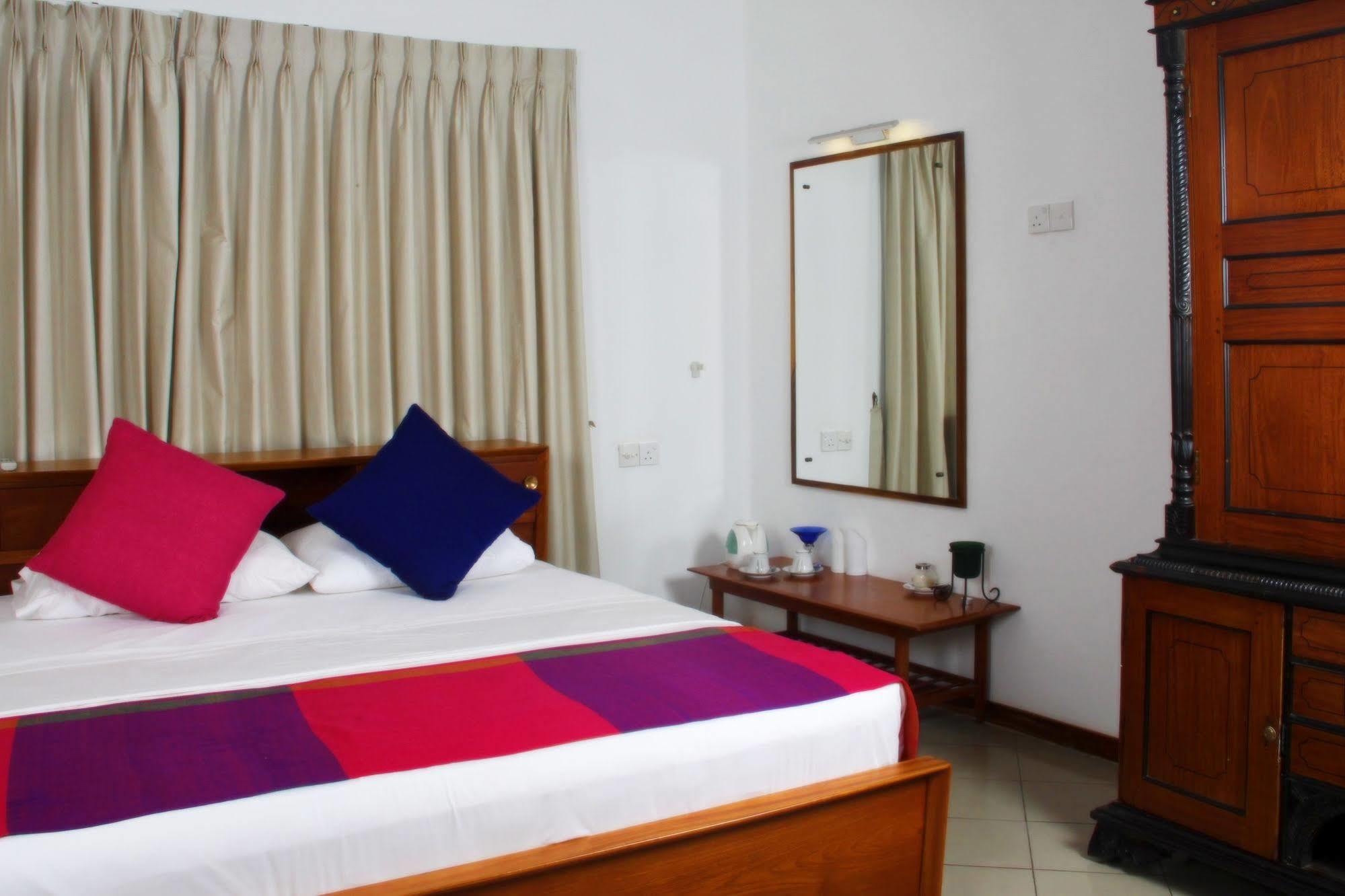Lodge 19 Negombo Exteriér fotografie